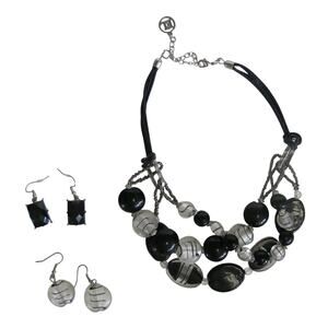 ERICA LYONS Necklace and 2 Pairs of Earrings Set Layered Black/Silver Tone 19"